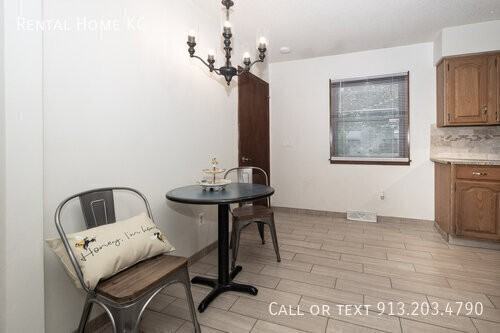 9420 Walmer St - Photo 4 of 22