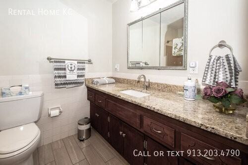 9420 Walmer St - Photo 7 of 22