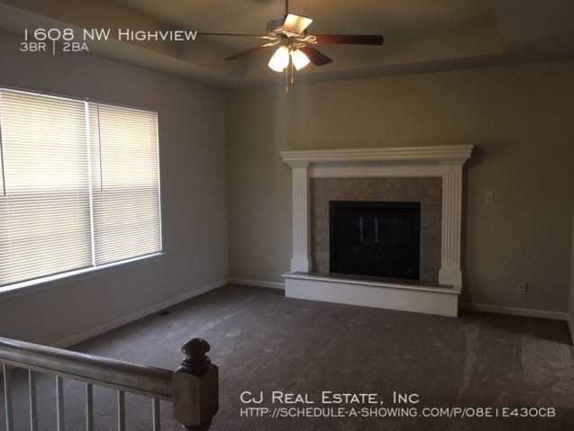 1608 Nw High View Dr - Photo 2 of 10