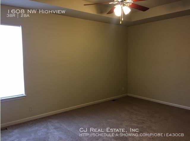 1608 Nw High View Dr - Photo 7 of 10