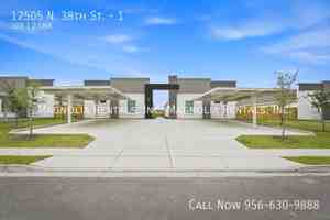featured image of N 38th Ln #1