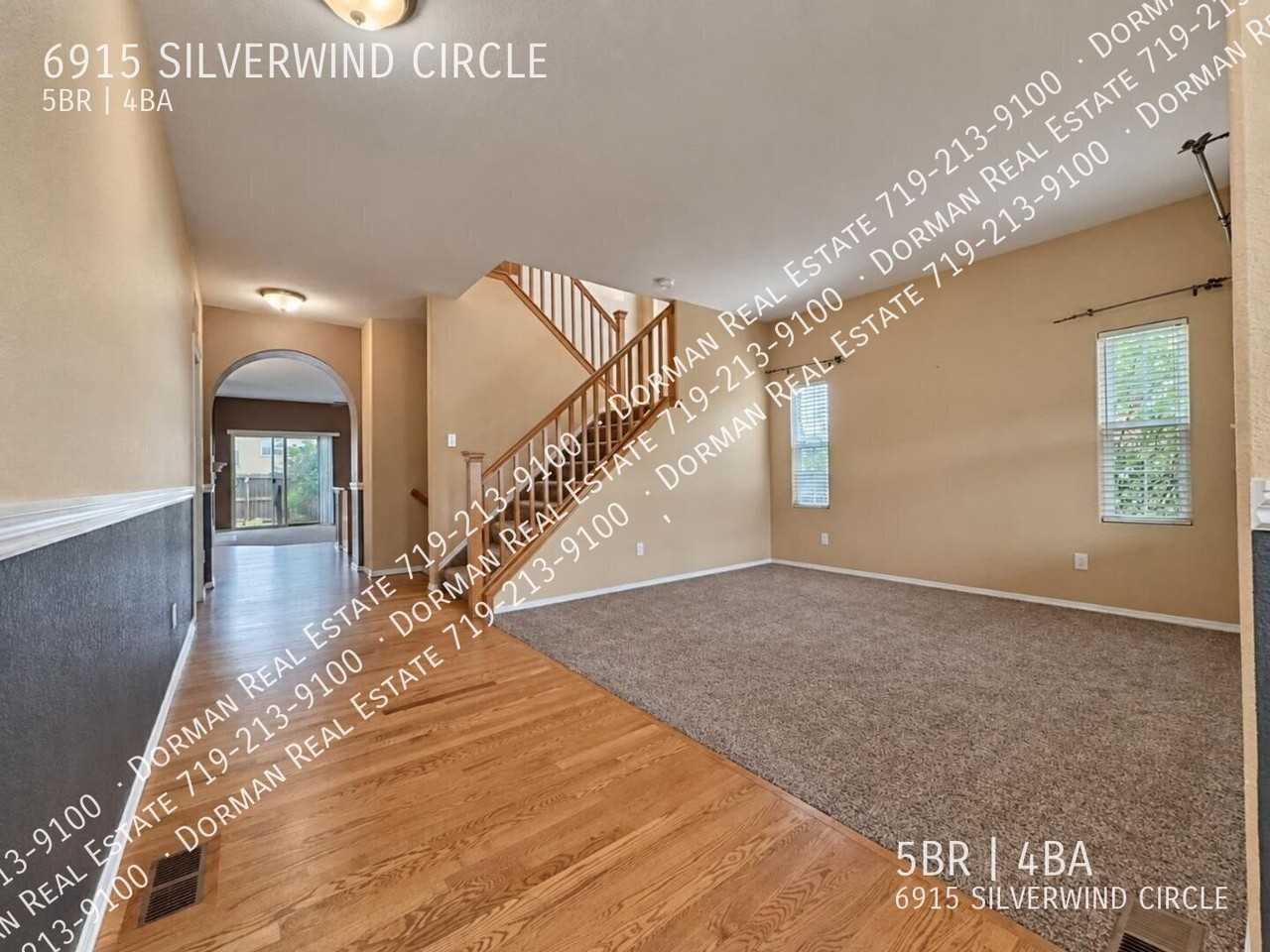 6915 Silverwind Cir - Photo 5 of 33
