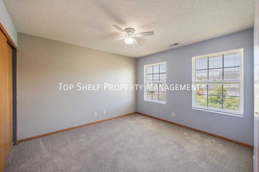575 Se Whitetail Ln - Photo 3 of 24