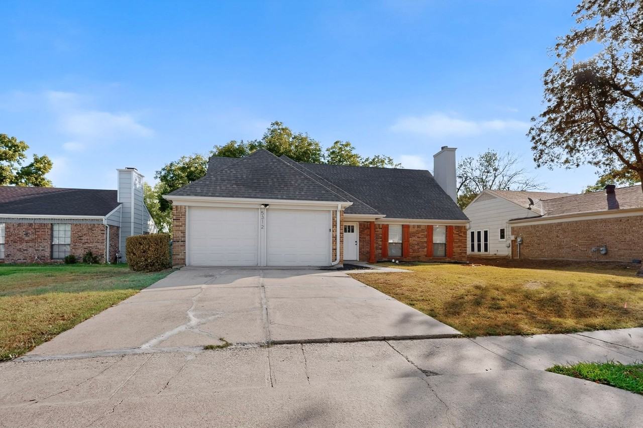5312 Gregory Dr - Photo 5 of 43