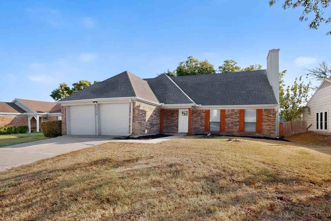 5312 Gregory Dr - Photo 6 of 43