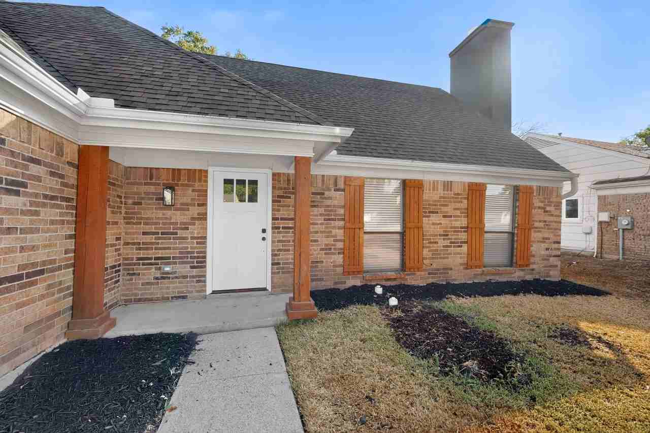 5312 Gregory Dr - Photo 7 of 43