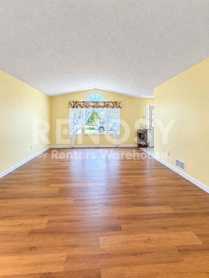 434 5th Ave N - Photo 6 of 16