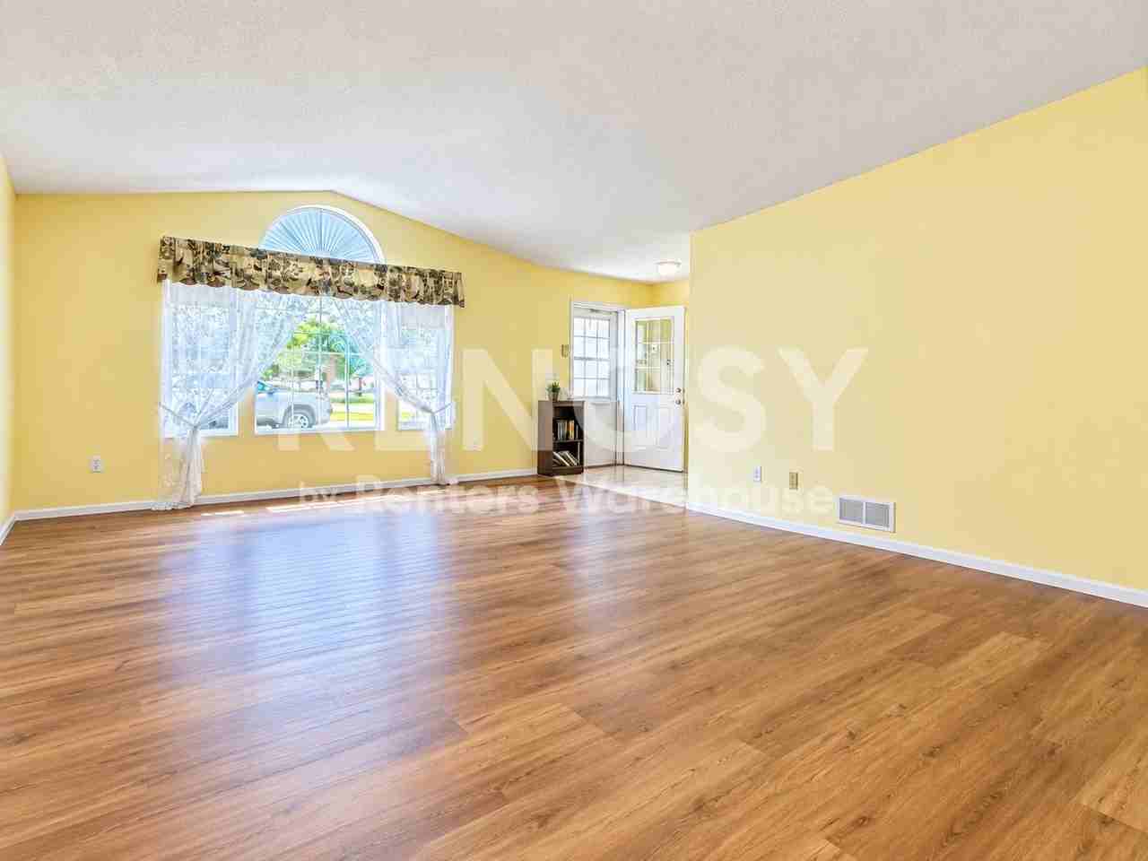 434 5th Ave N - Photo 7 of 16