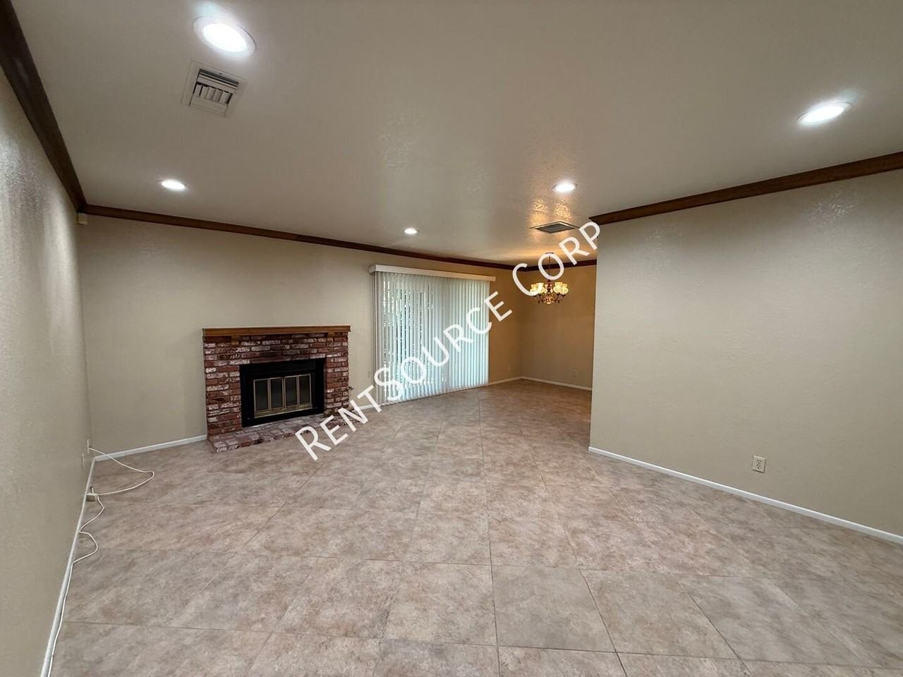 44861 Laszlo St - Photo 3 of 26