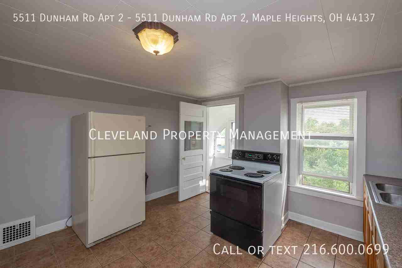 5511 Dunham Rd Apt 2 - Photo 3 of 17