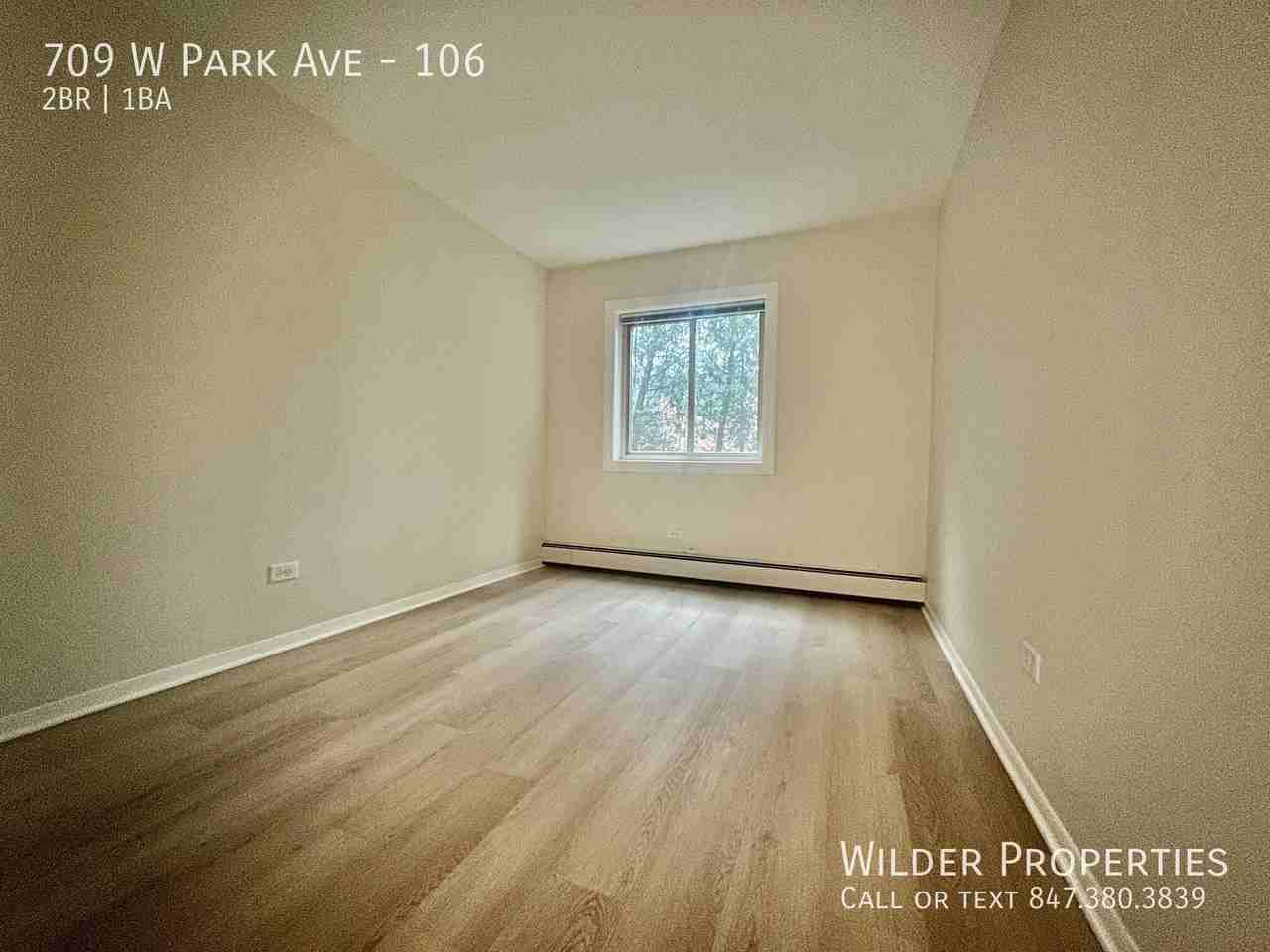 709 W Park Ave #106 - Photo 5 of 9