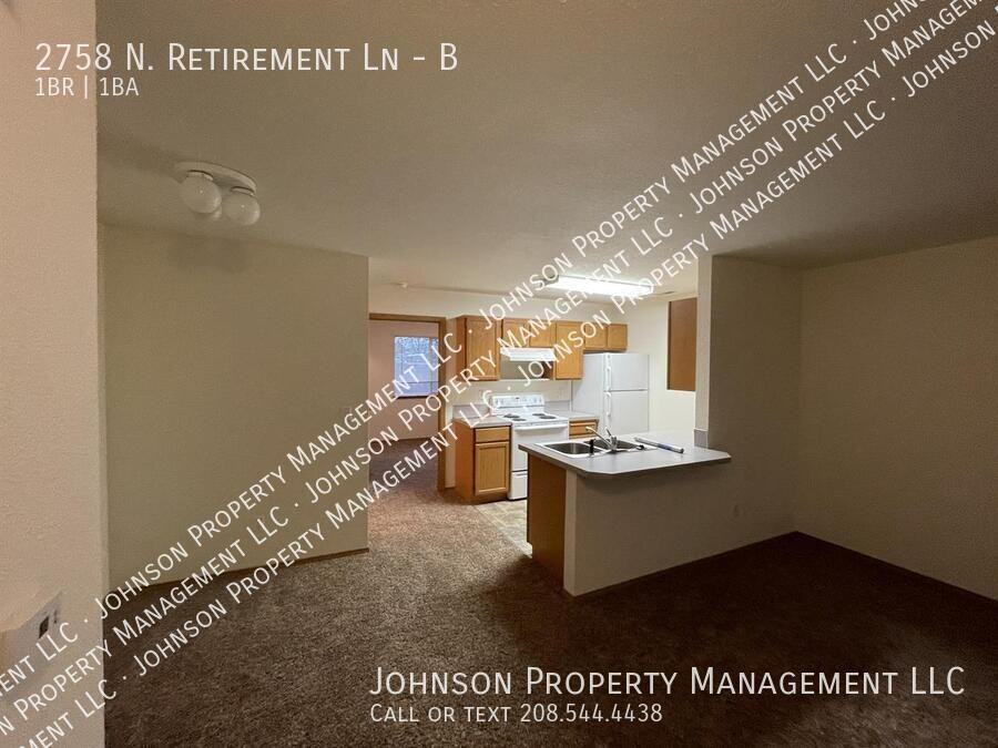 2758 N Retirement Ln #B - Photo 6 of 11