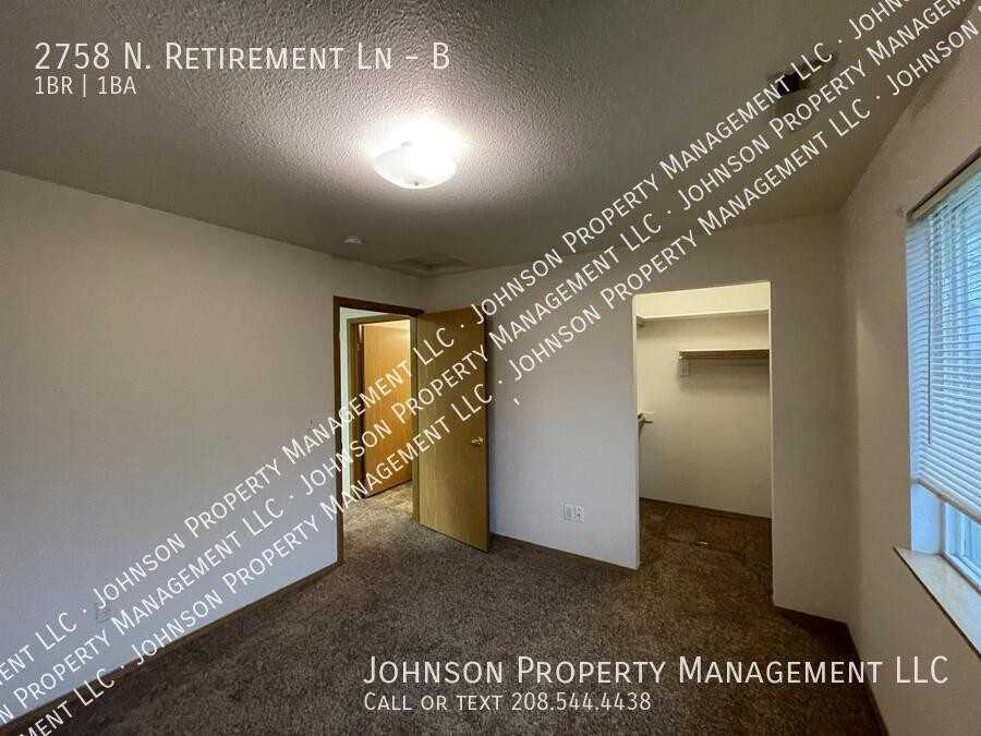 2758 N Retirement Ln #B - Photo 7 of 11