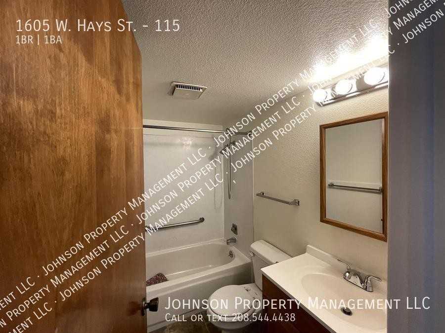 1605 W Hays St #115 - Photo 7 of 10