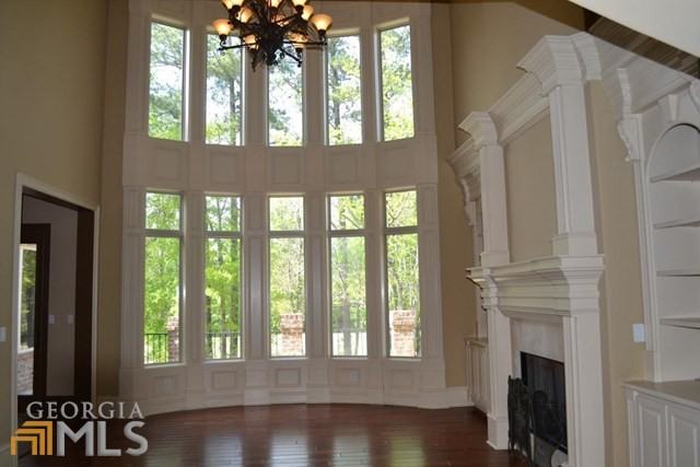 114 Crystal Lake Blvd - Photo 3 of 25