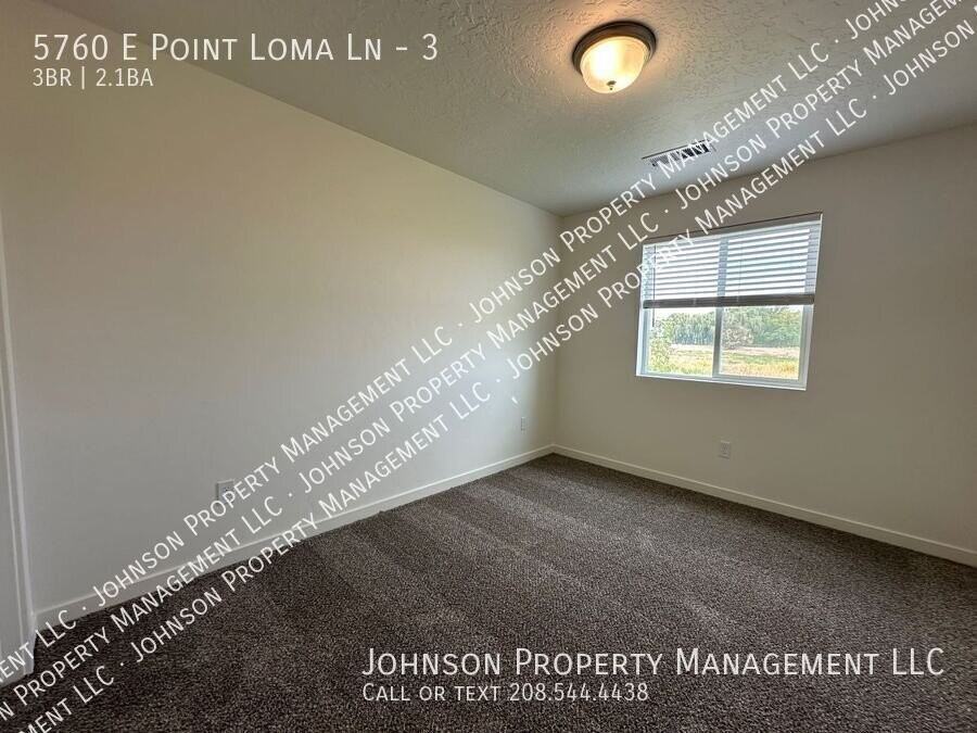 5760 E Point Loma Ln #3 - Photo 7 of 17