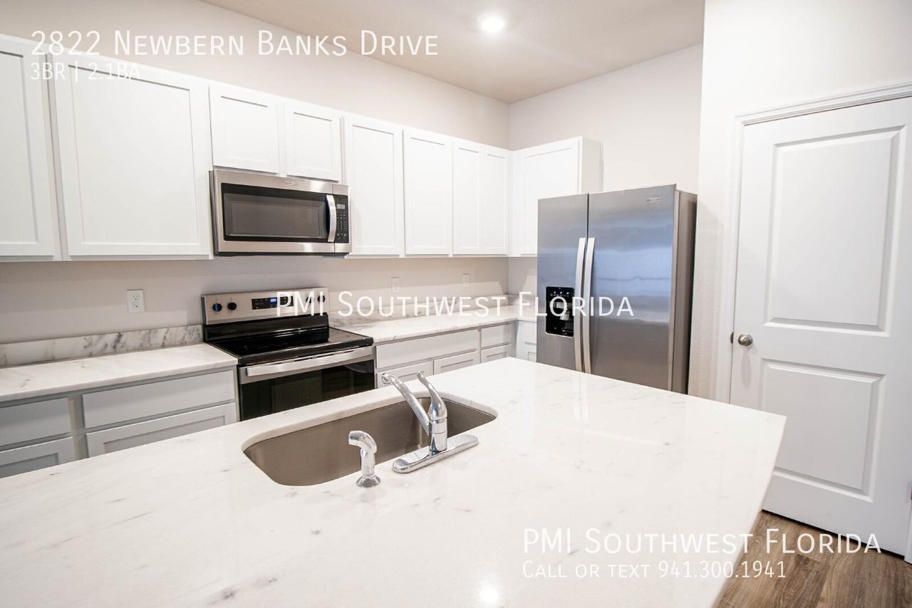 2822 Newbern Banks Dr - Photo 3 of 27
