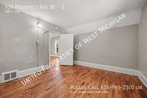 featured image of 939 Prospect Ave Ne #2