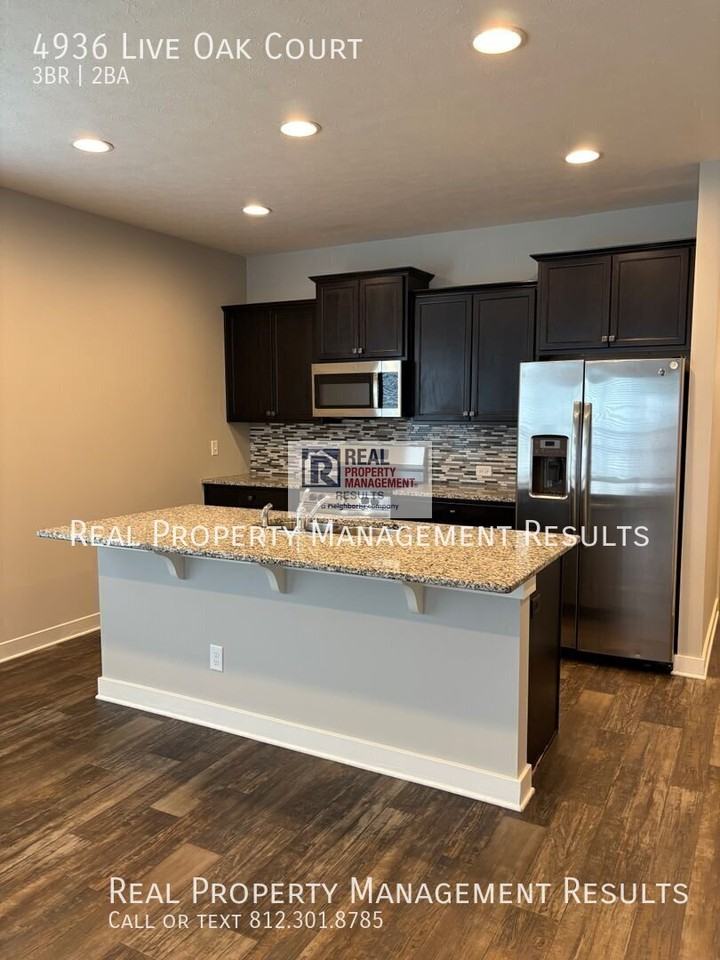 4936 Live Oak Ct - Photo 4 of 18