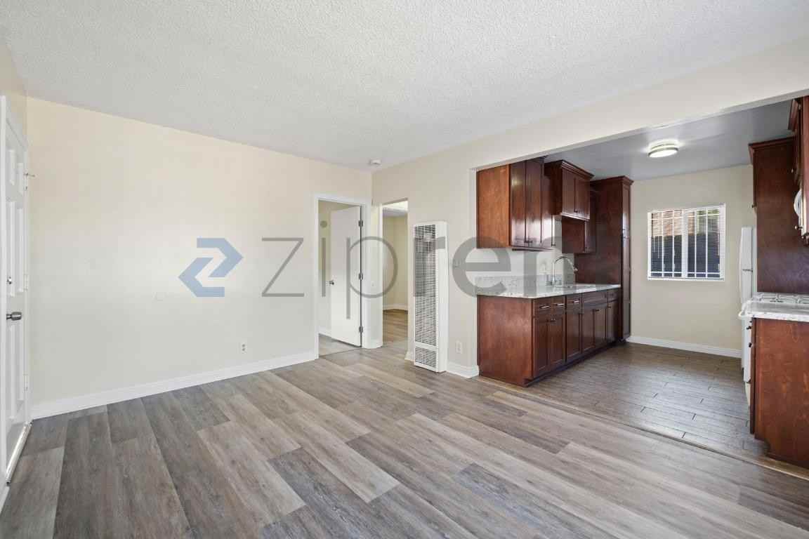 146 E 95th St #1 - Photo 5 of 17
