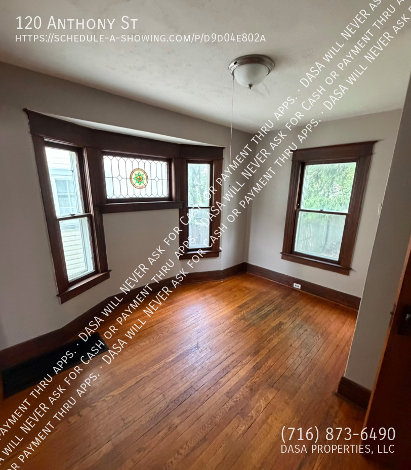 120 Anthony St - Photo 2 of 12