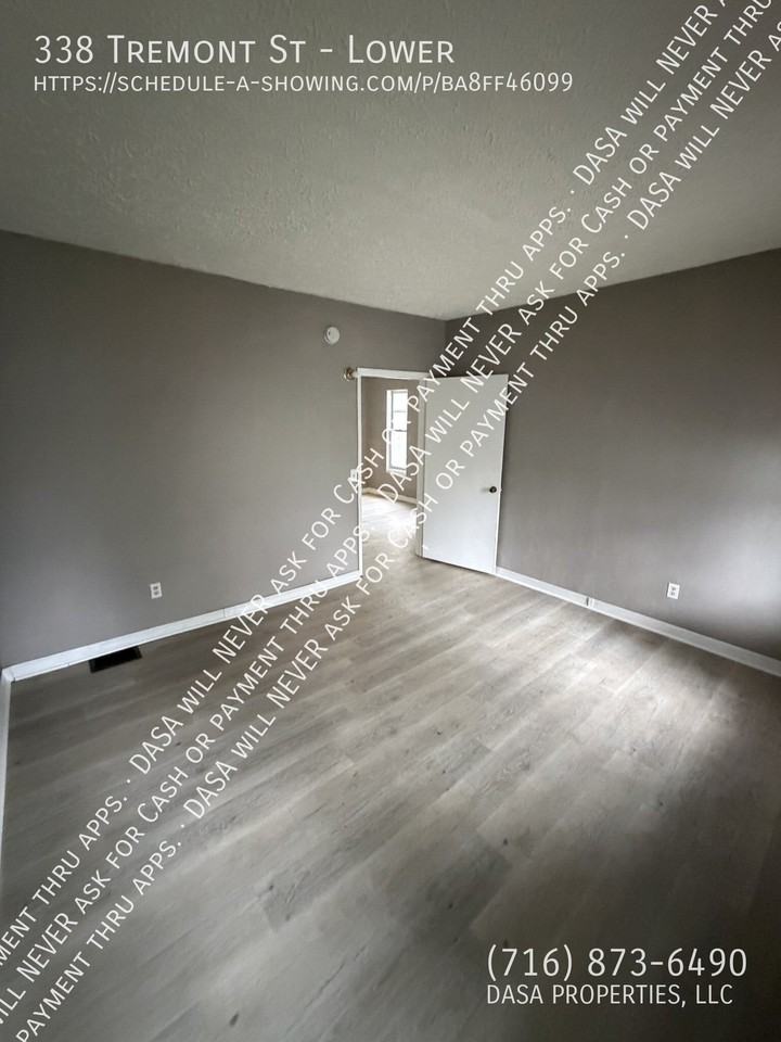 338 Tremont St - Photo 4 of 12