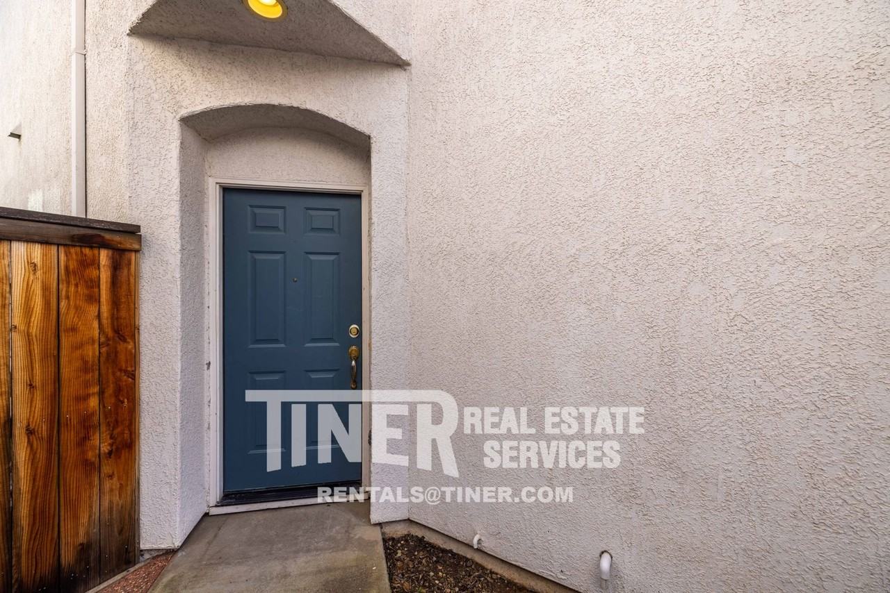 206 Pacific Oak Ct - Photo 7 of 40