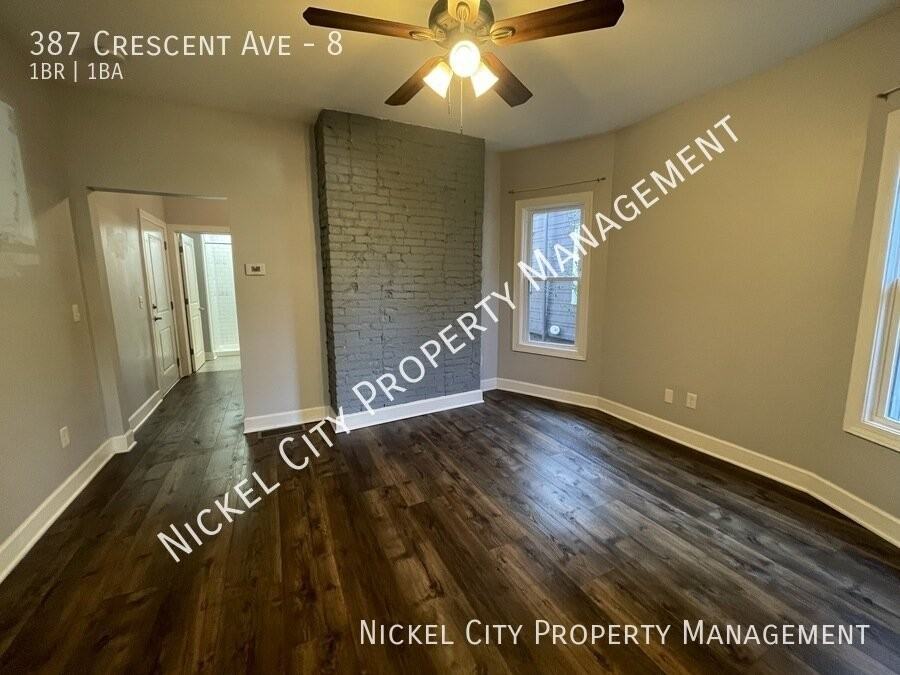 387 Crescent Ave #8 - Photo 4 of 12