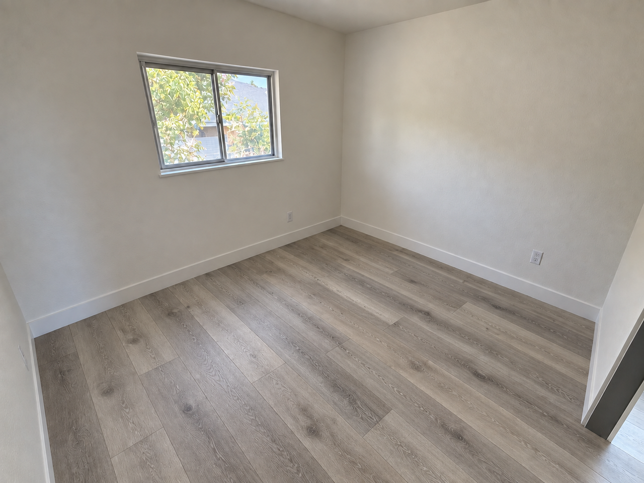 470700 Highway 95 - Photo 4 of 6