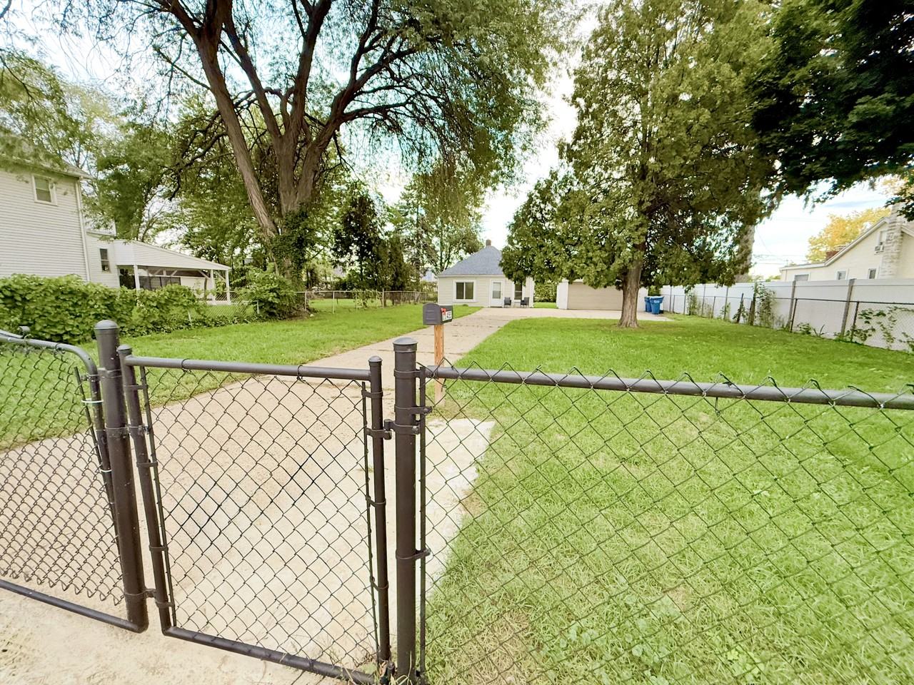 11455 Sherman Ave #NA - Photo 5 of 17