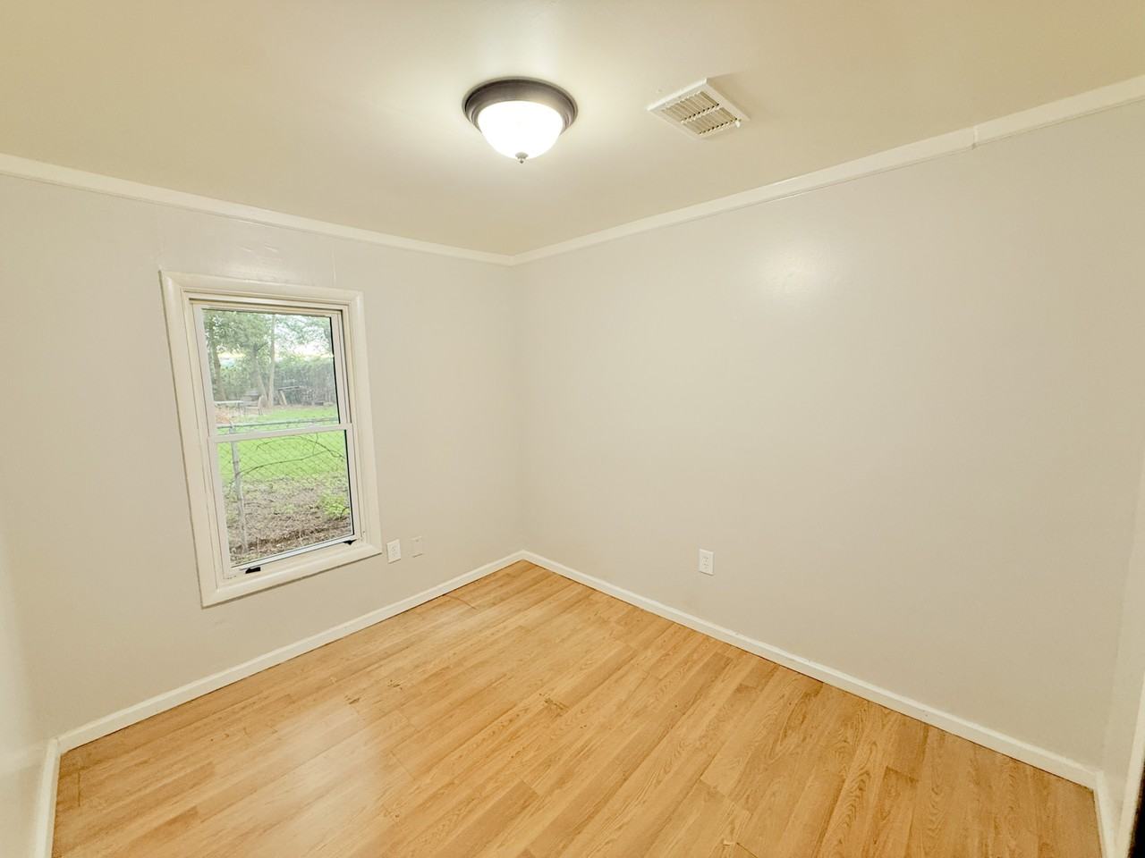 11455 Sherman Ave #NA - Photo 7 of 17