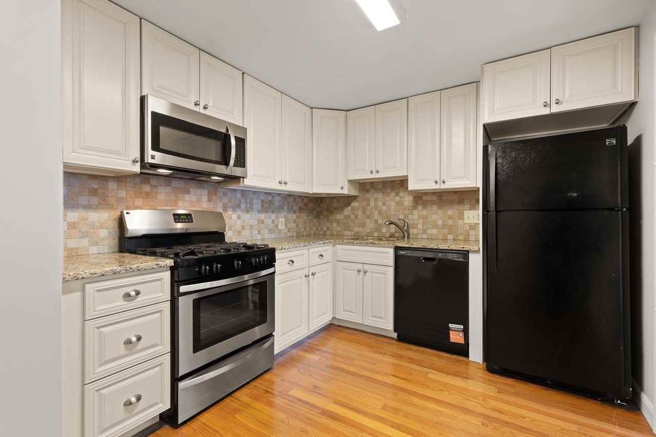 215 Massachusetts Ave #26 - Photo 5 of 22