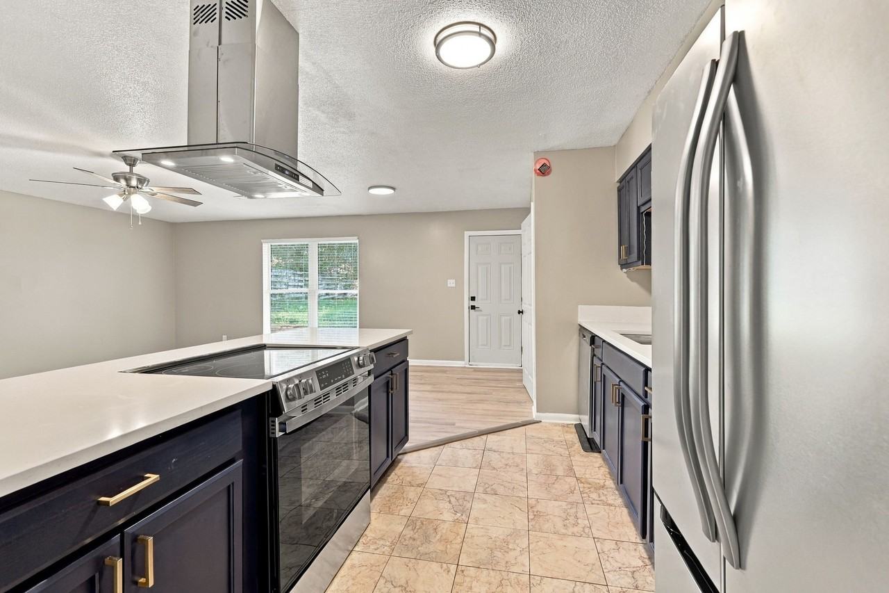 2520 Graham Rd #NA - Photo 2 of 24