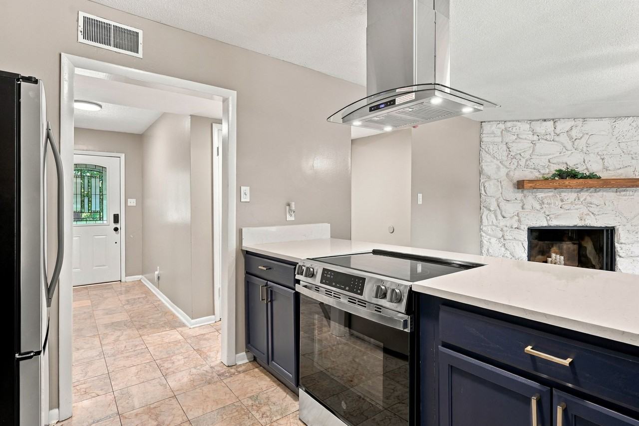 2520 Graham Rd #NA - Photo 3 of 24