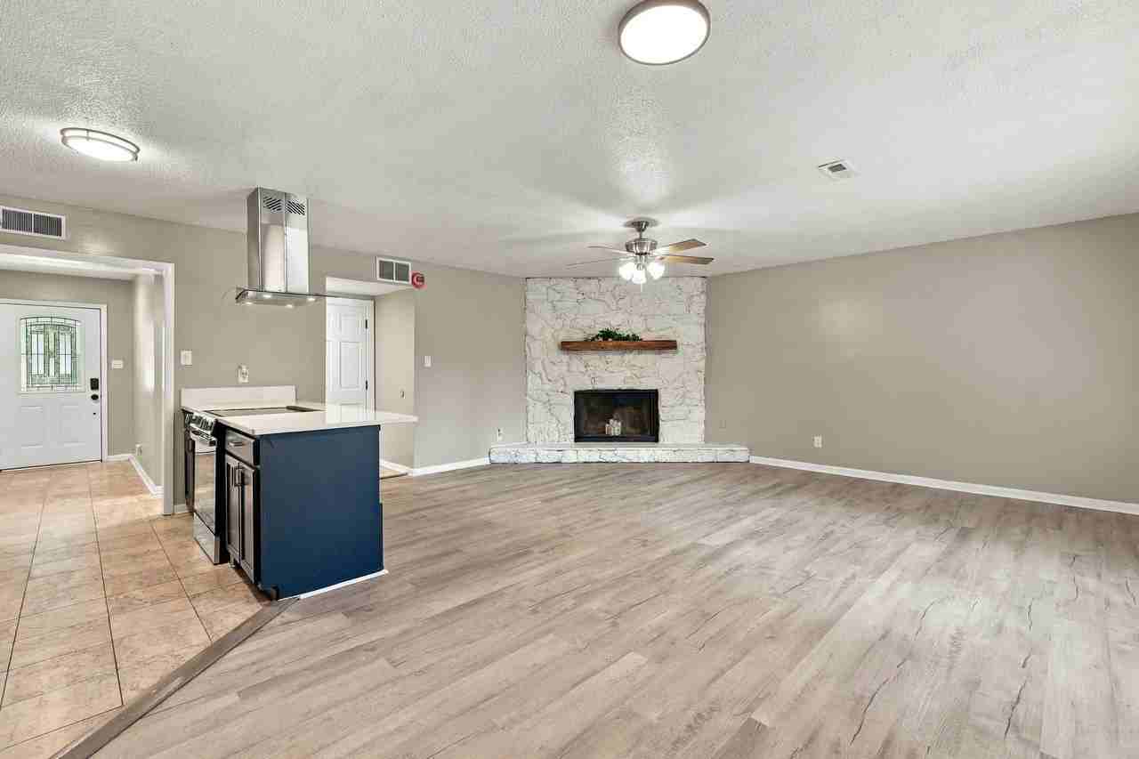 2520 Graham Rd #NA - Photo 6 of 24