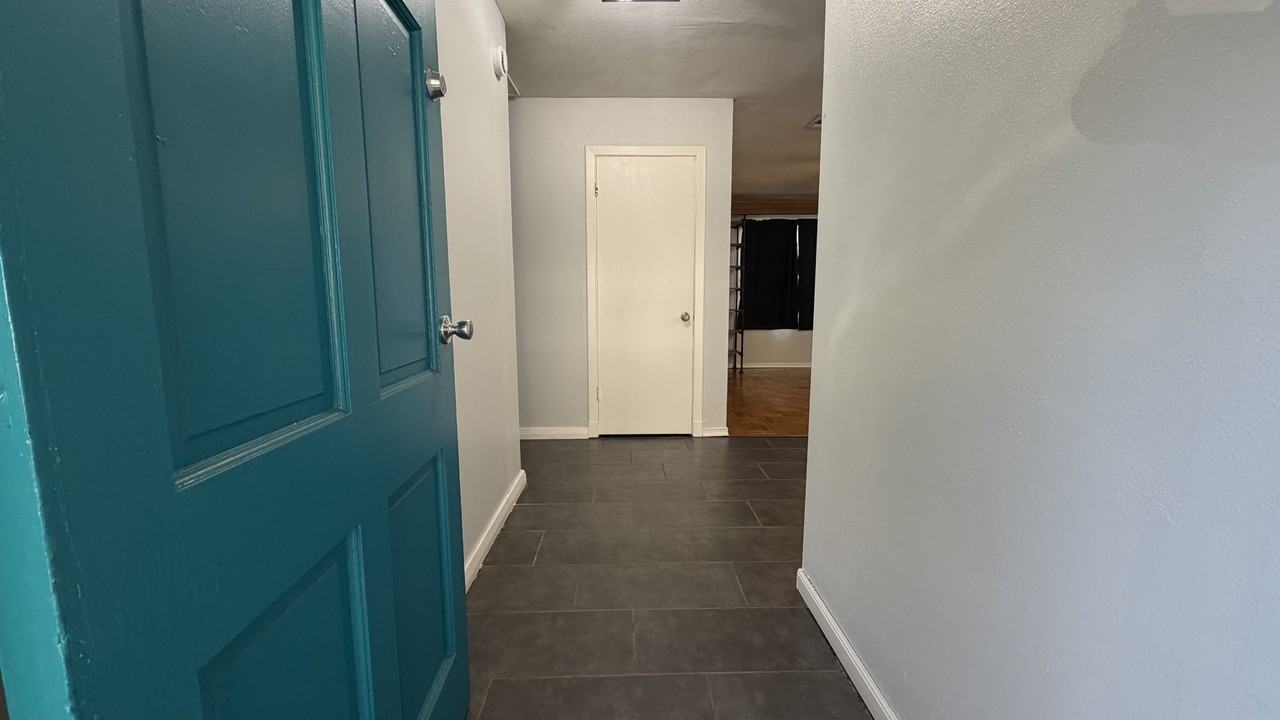 1301 Michael St #NA - Photo 3 of 13