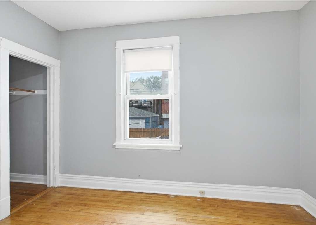 4340 N Drake Ave #1 - Photo 4 of 19