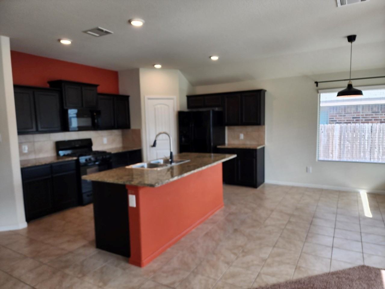720 Wylie St #NA - Photo 2 of 20