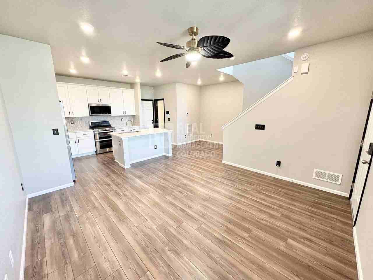 6088 N Lisbon St - Photo 3 of 19