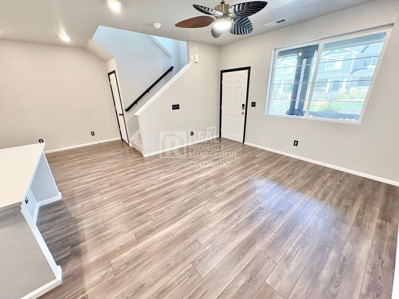 6088 N Lisbon St - Photo 4 of 19