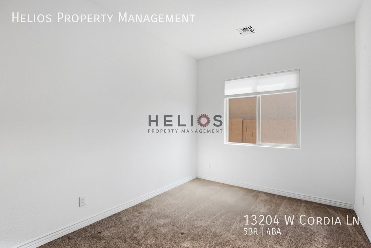 13204 W Cordia Ln - Photo 6 of 50