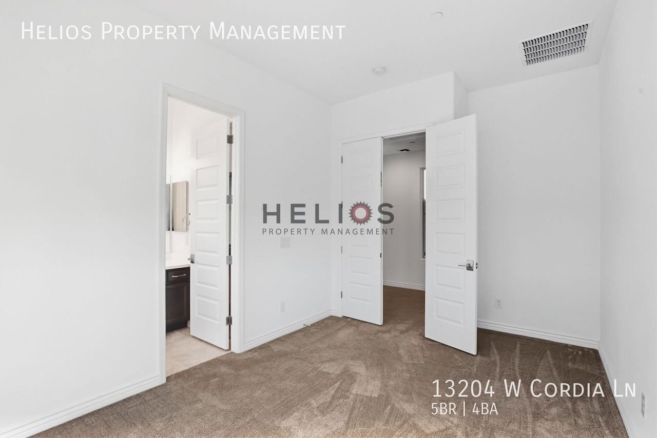 13204 W Cordia Ln - Photo 7 of 50