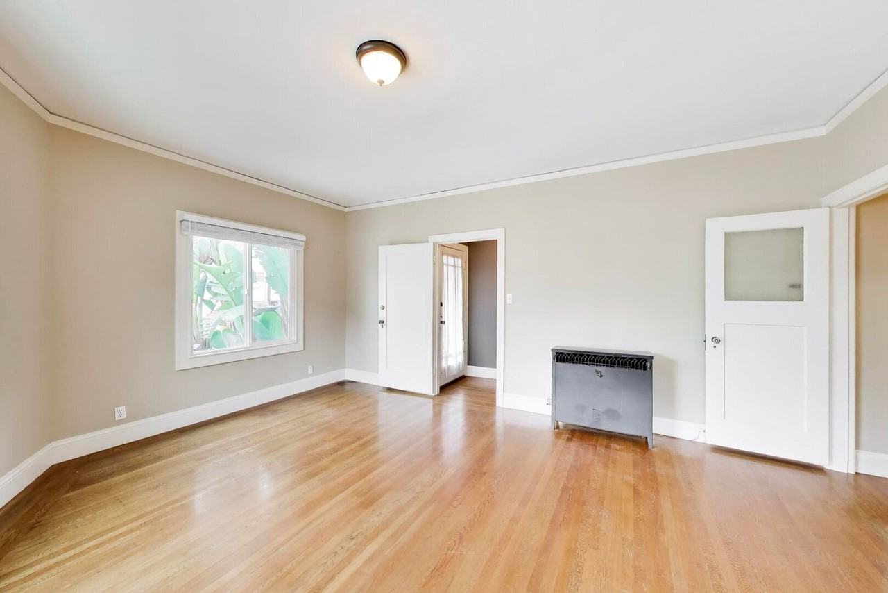 336 Wayne Ave #01 - Photo 2 of 22