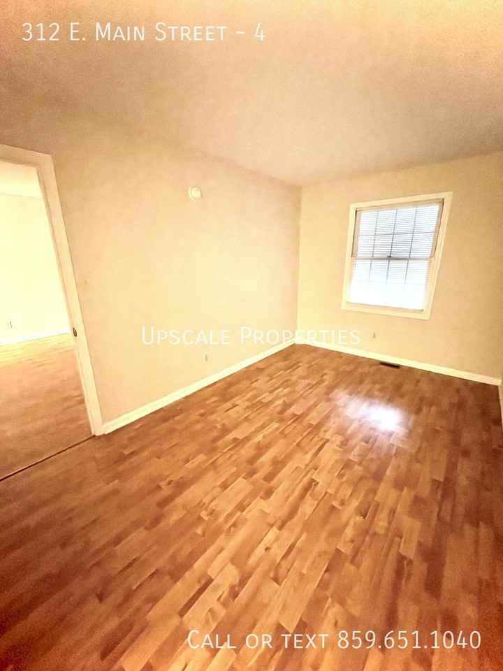 312 E Main St #4 - Photo 5 of 6