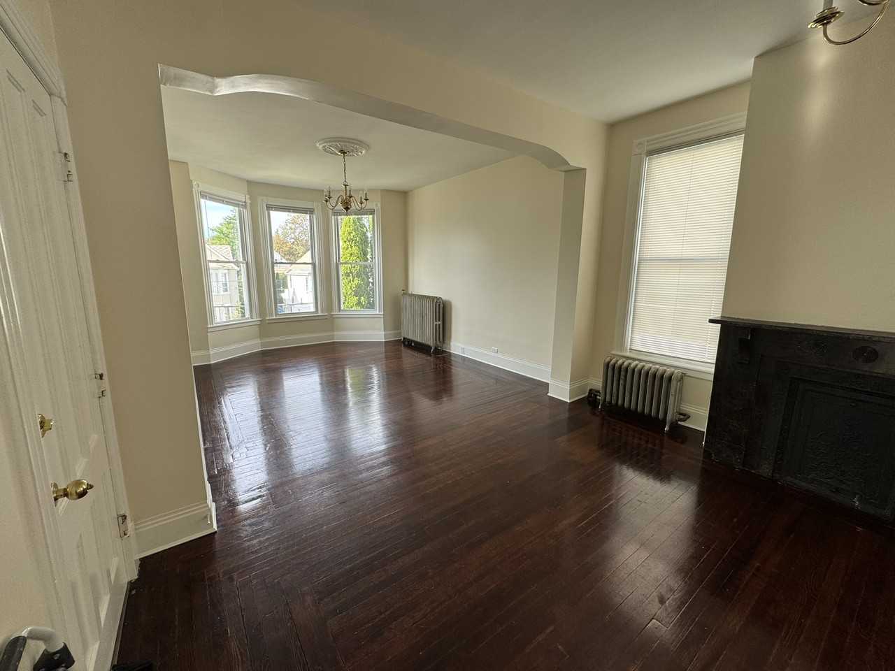 9 Munro Ct #2 - Photo 4 of 24