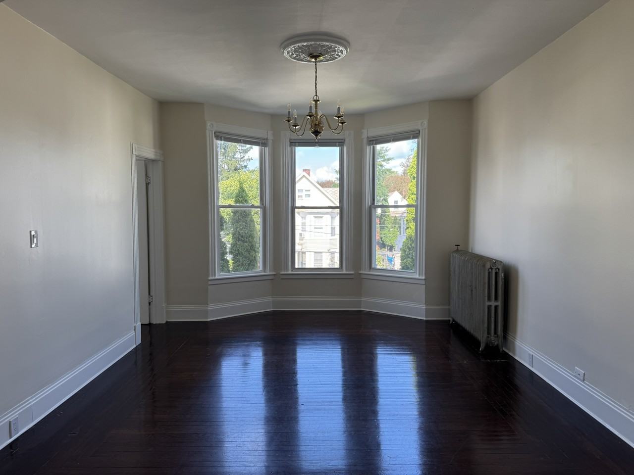 9 Munro Ct #2 - Photo 6 of 24