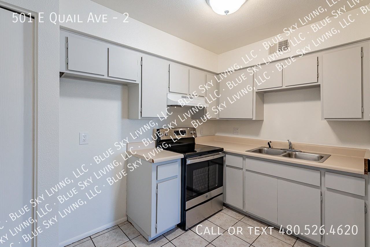 501 E Quail Ave #2 - Photo 4 of 12