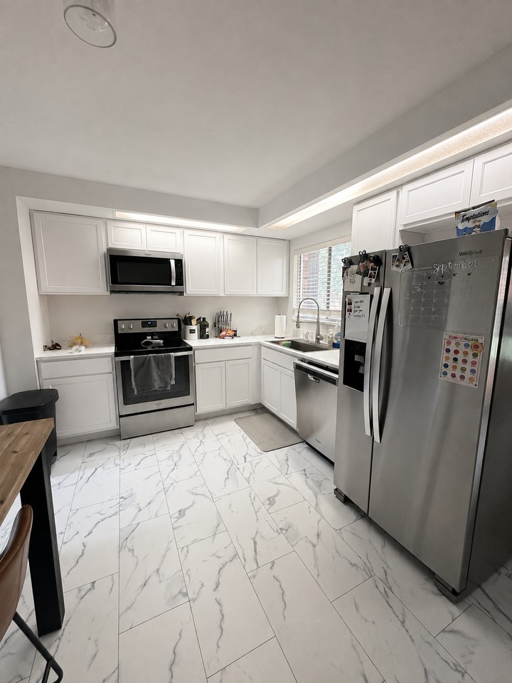 2223 Northglen Dr #NA - Photo 5 of 19