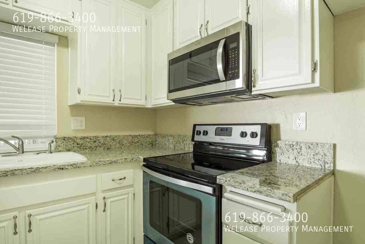 11249 Bootes St - Photo 6 of 15