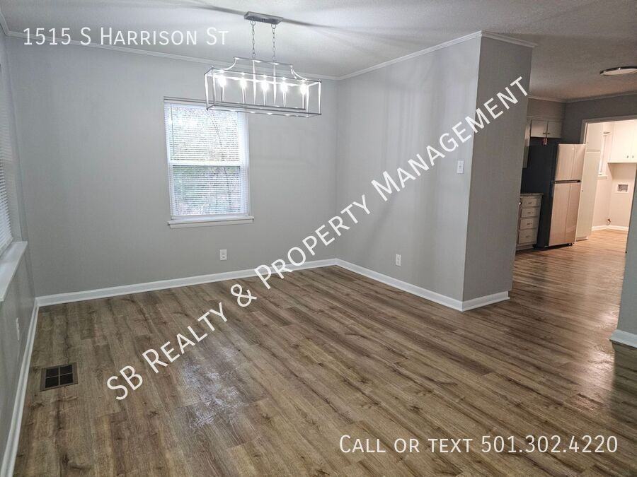 1515 S Harrison St - Photo 2 of 25